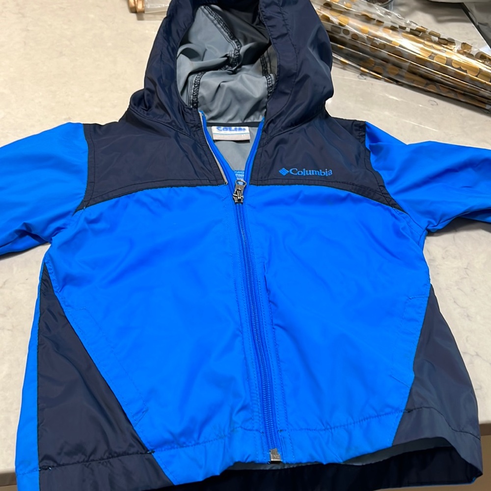 Columbia windbreaker
